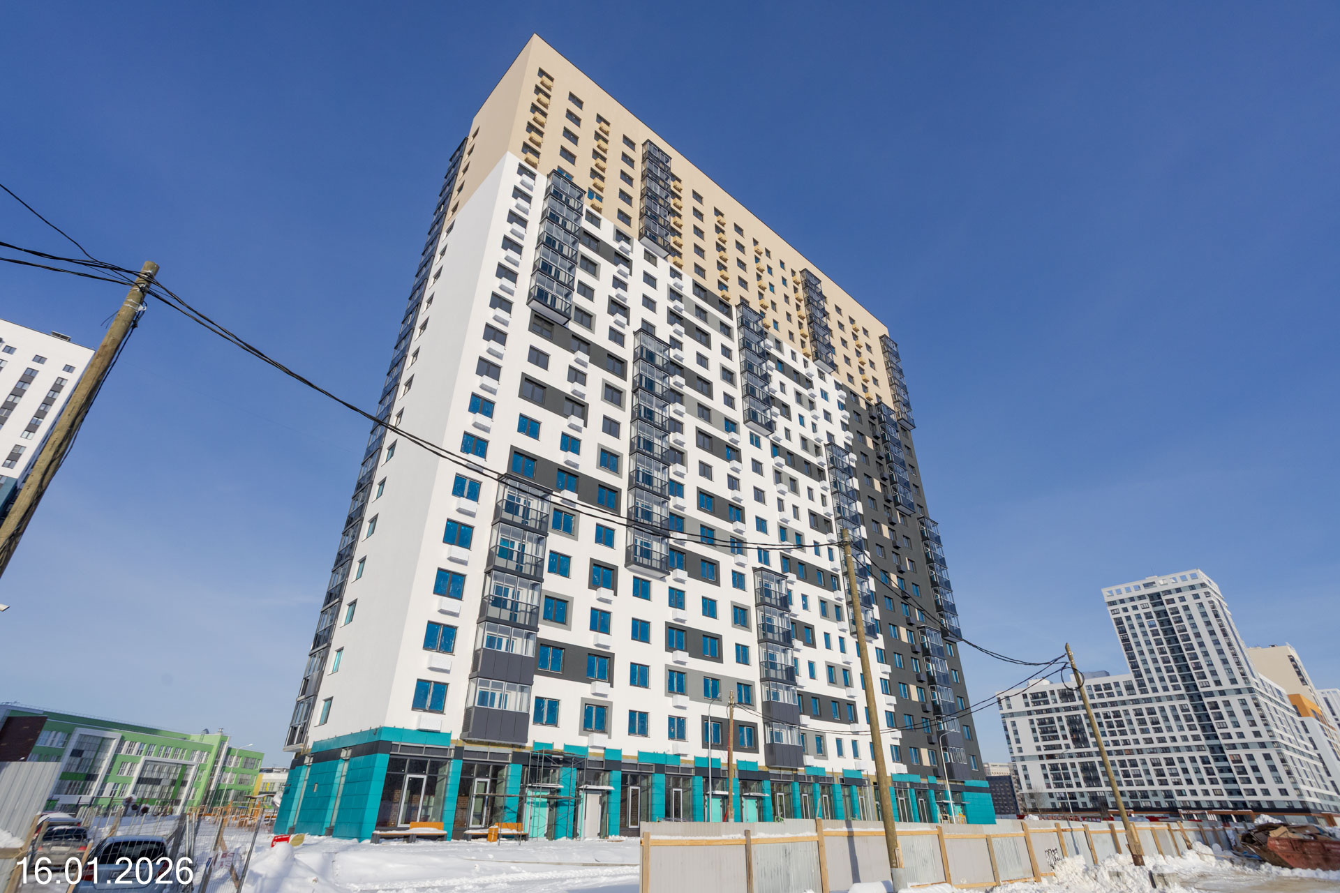 Завершается возведение нового дома в Академическом районе