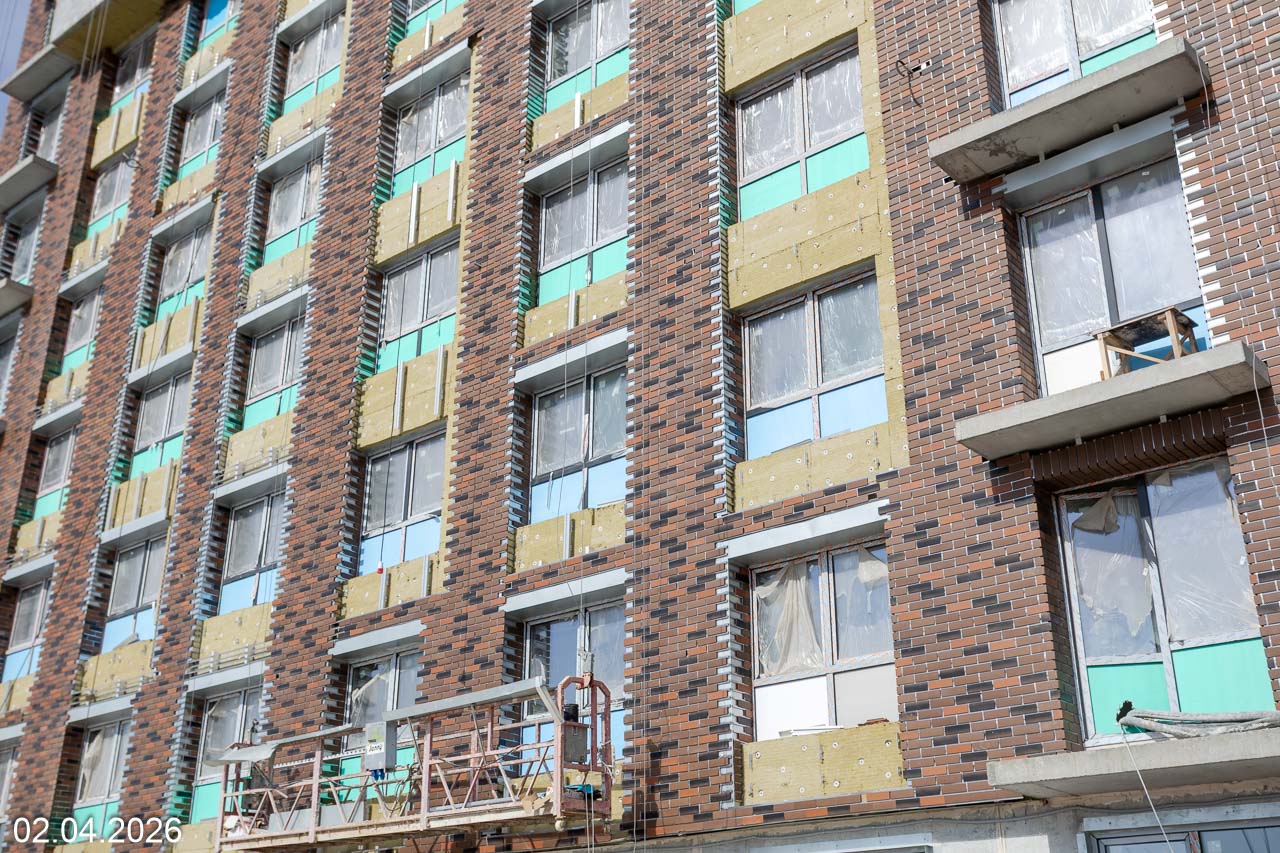 Уже пять этажей готово: что происходит на строительной площадке в центре города