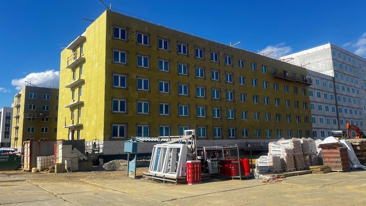 Собрана коробка нового дома в «Мичуринском»